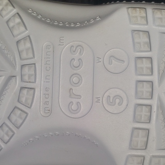 Crocs Clogs NWOT UNISEX - Picture 8 of 9